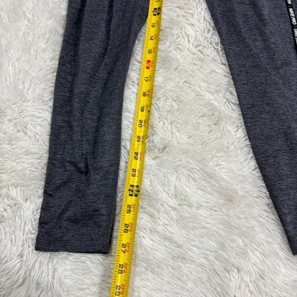 Nike Pro Warm Womens Metallic Tights Gray & Black BV5161-080 Medium - Picture 4 of 13